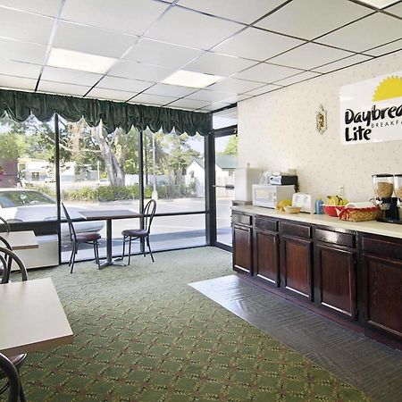 Days Inn Cheraw Ресторан фото